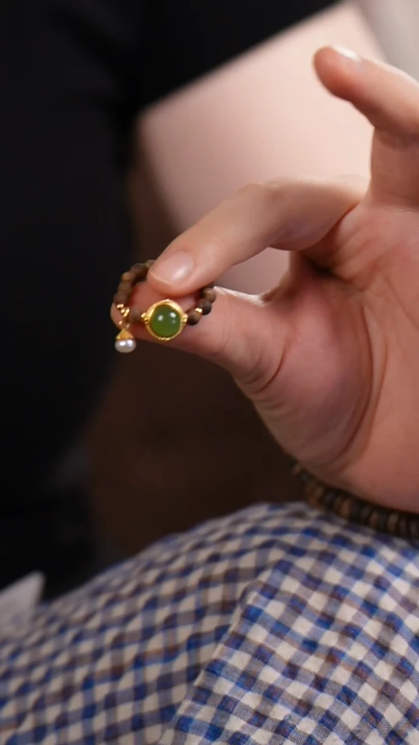 未镶嵌沉香手串L240971沉香戒指