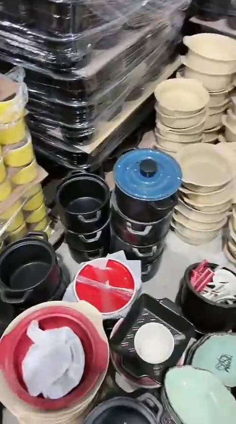 1108瑕疵黑锅带盖，，