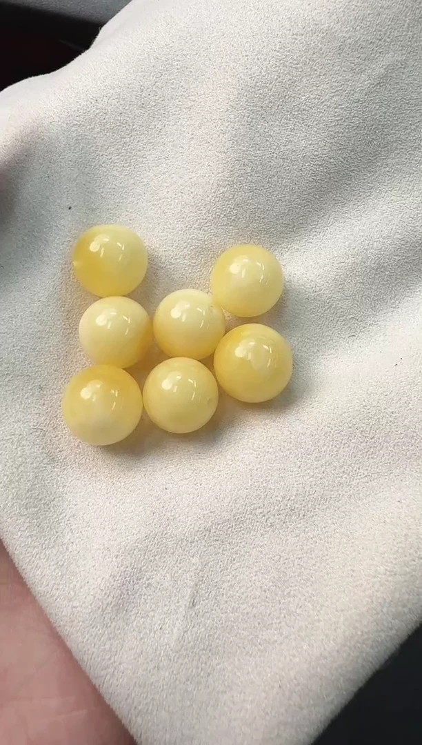 蜜蜡吊坠(不含链)未镶嵌蜜蜡单株(11mm)多样性发货发其一