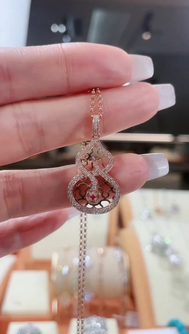 【闪购商品】钻石颈饰18K金镶嵌项链