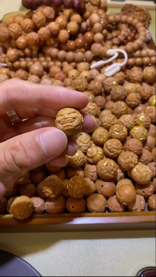 猴头核桃手串九眼恶僧素子