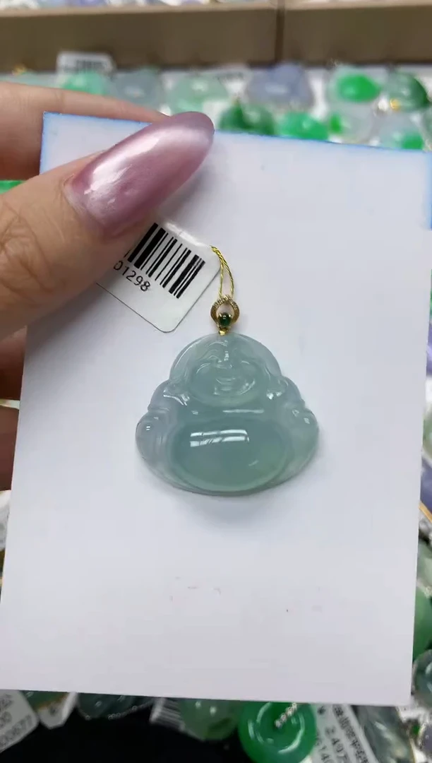翡翠18K金镶嵌颈饰111111111