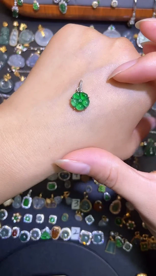 翡翠银S925镶嵌颈饰天然A货翡翠