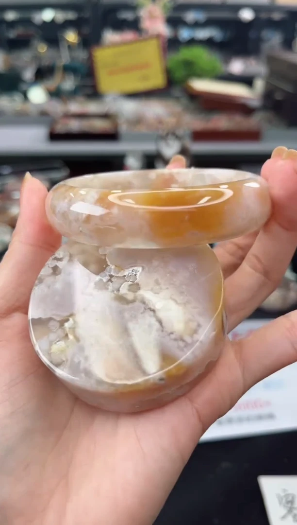 【闪购商品】石英质玉手镯未镶嵌62圈口（赠品镯心）3128