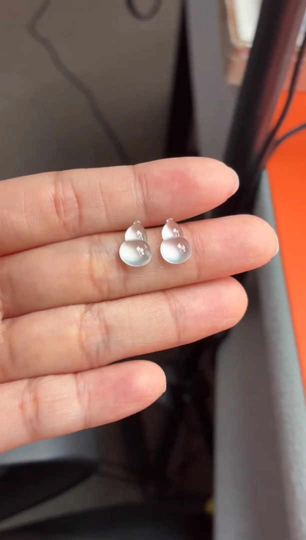 吊坠(不含链)未镶嵌翡翠4 葫芦一对 11.6 7.6 3.9