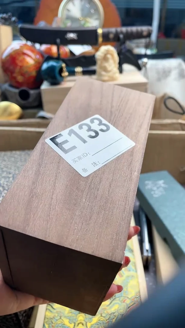 【闪购商品】瓷片e133*88888888888888