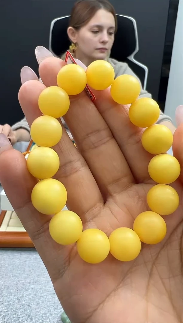 【闪购商品】琥珀手链未镶嵌43秒拍号