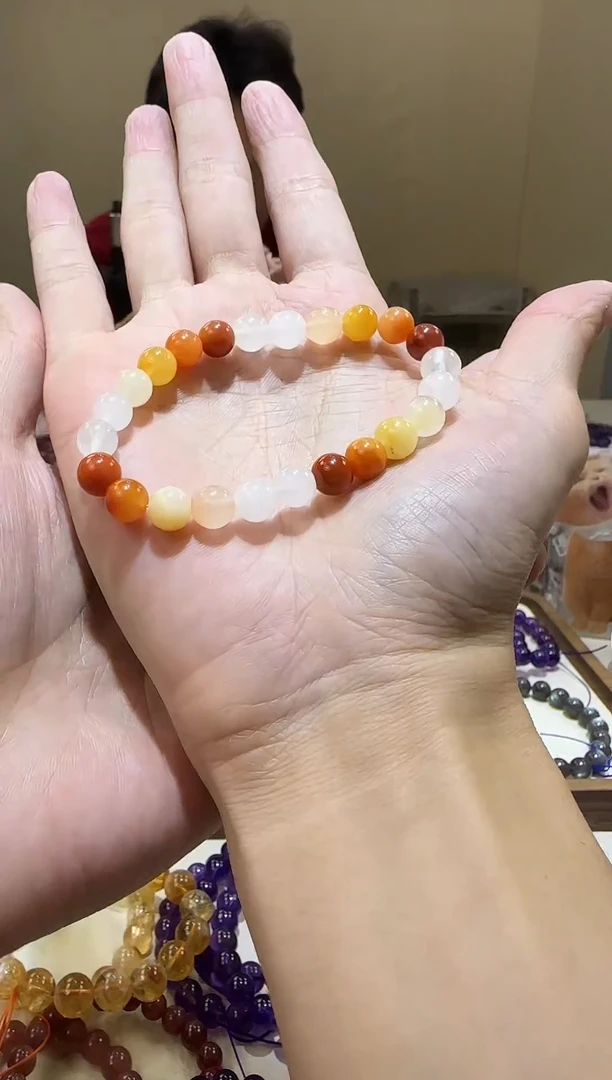【闪购商品】水晶手链未镶嵌彩兔毛7+