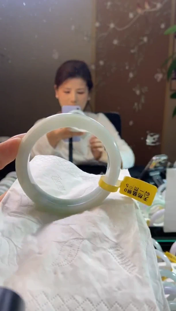 未镶嵌手镯翡翠圈口x55-56