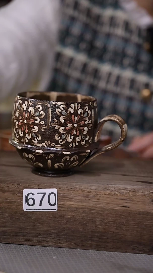 【闪购商品】瓷片新品！设计师款手绘/咖啡杯 听歌