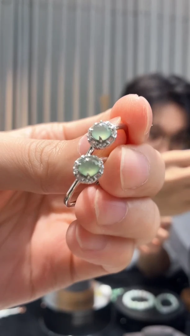 定制翡翠银S925镶嵌天然白冰缅甸翡翠戒指-多样性发一491106