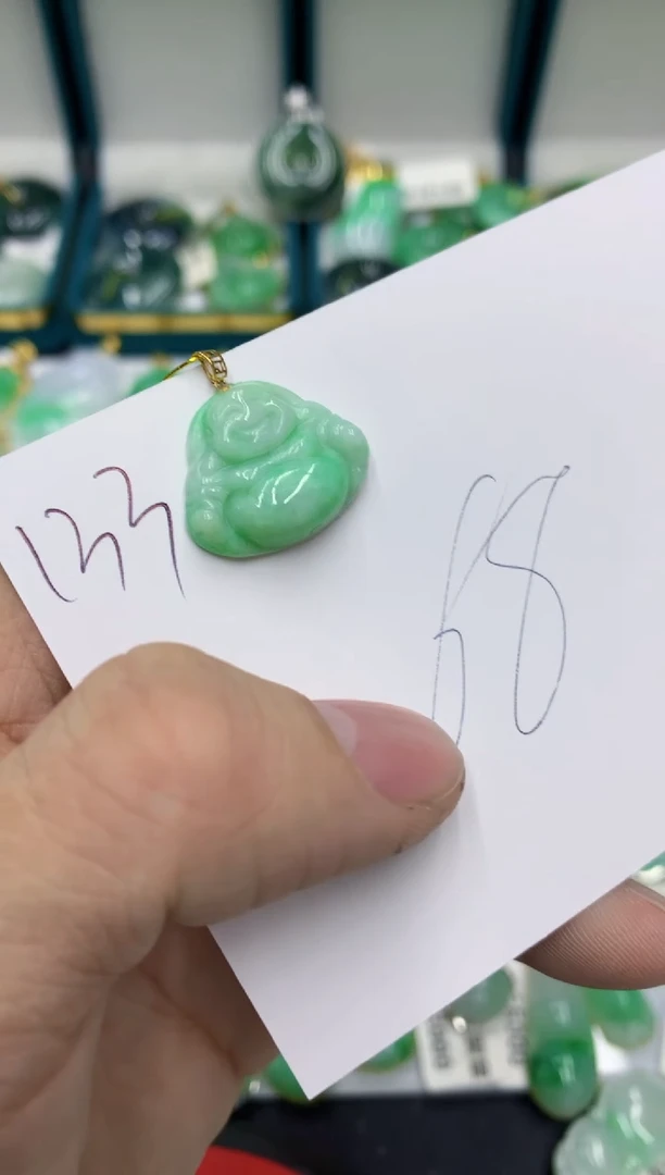 【闪购商品】翡翠颈饰18K金镶嵌11111111111