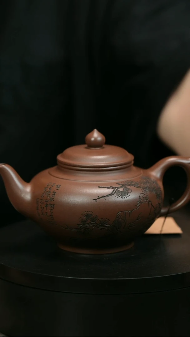 茶壶紫砂用****1H1456赵信军刻绘笑樱