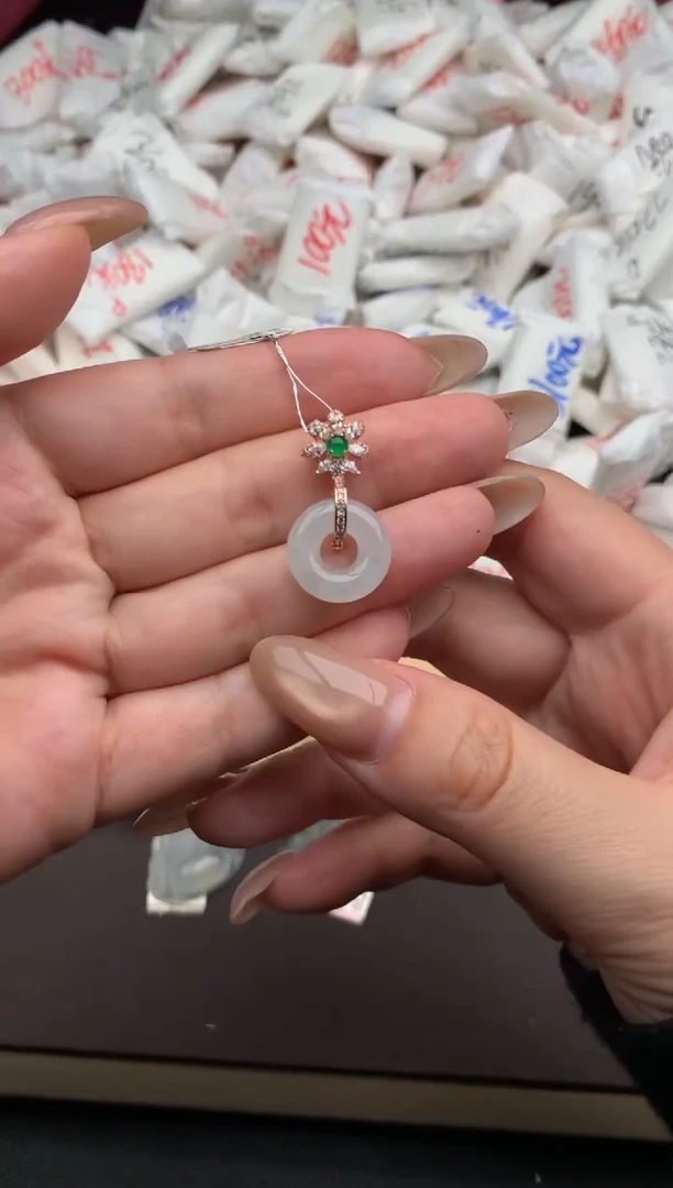 【闪购商品】翡翠颈饰银S925镶嵌一