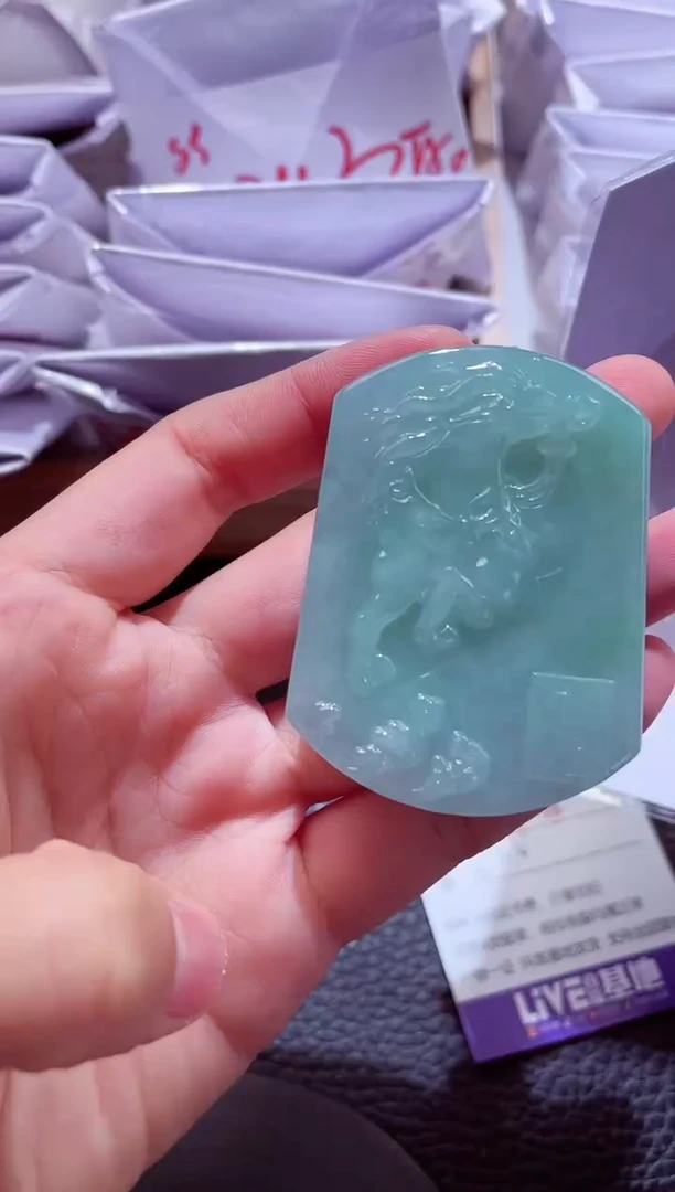 颈饰未镶嵌翡翠00003378