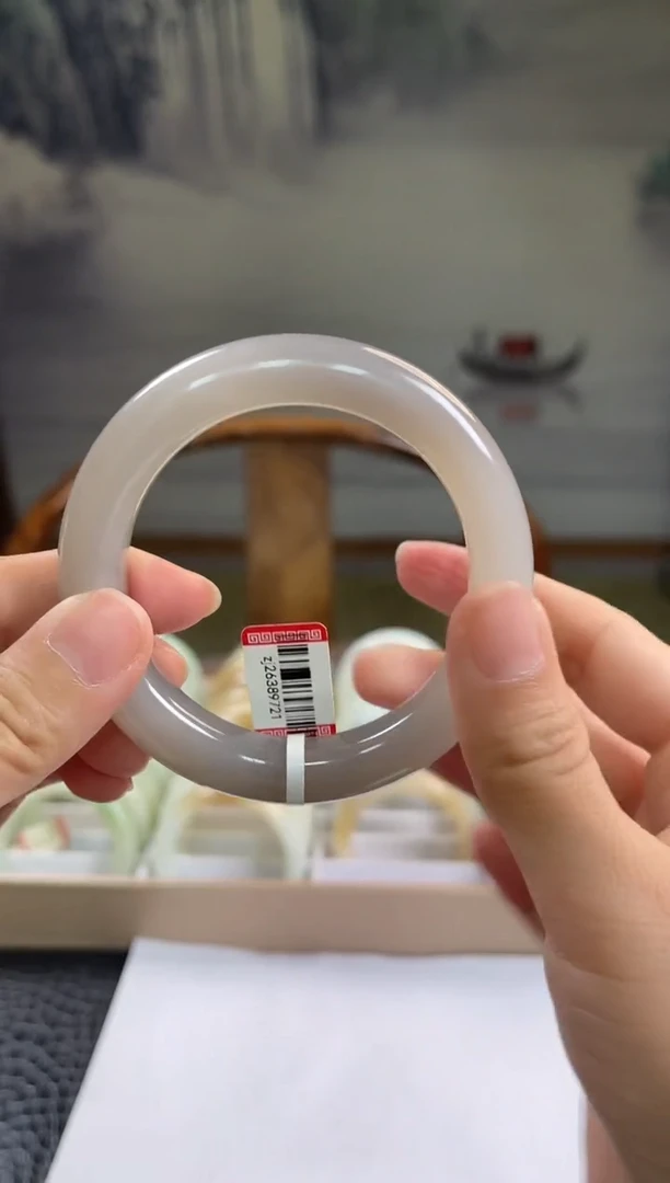 未镶嵌手镯和田玉58+圈口9721