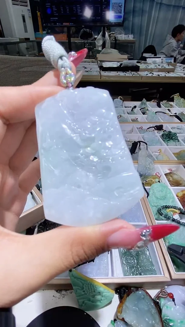 【闪购商品】翡翠颈饰未镶嵌天然缅甸翡翠A货未镶嵌