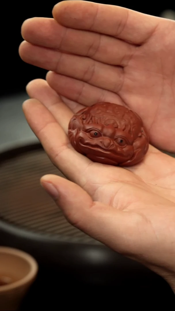 茶壶紫砂朱泥 荷叶金蟾