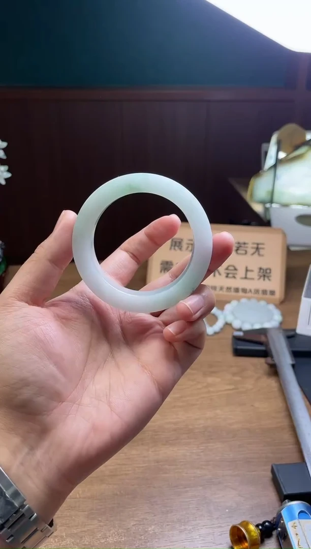【闪购商品】定制翡翠手镯未镶嵌定制