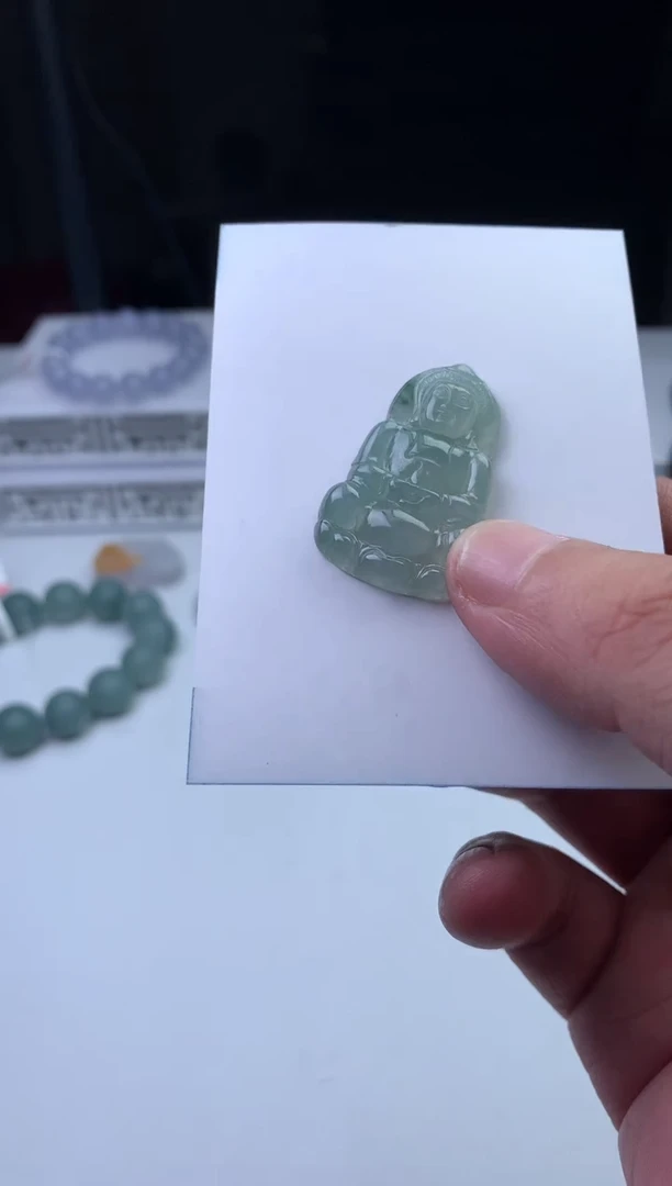 颈饰未镶嵌翡翠一**衣珠子