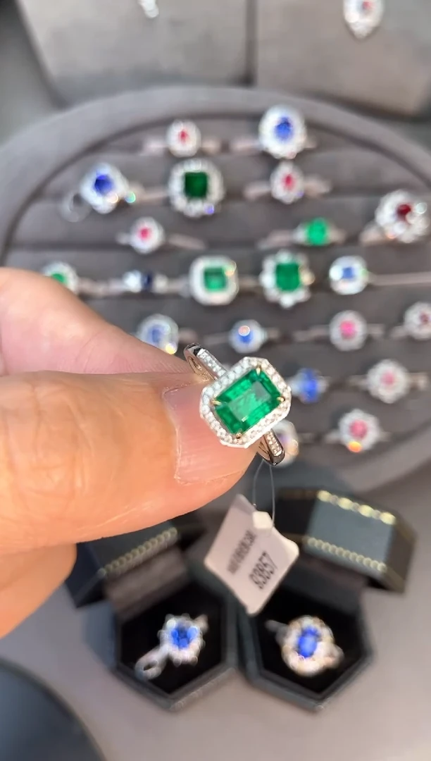 18K金镶嵌戒指祖母绿【闪购】1.08ct/七天鉴赏