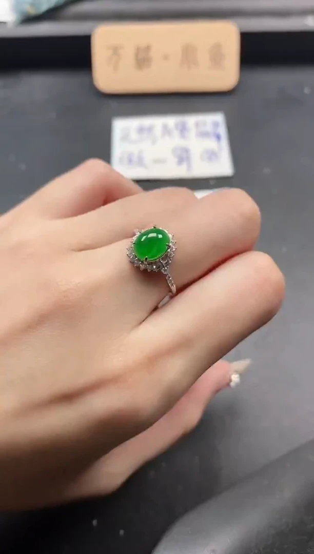 银S925镶嵌戒指翡翠51511