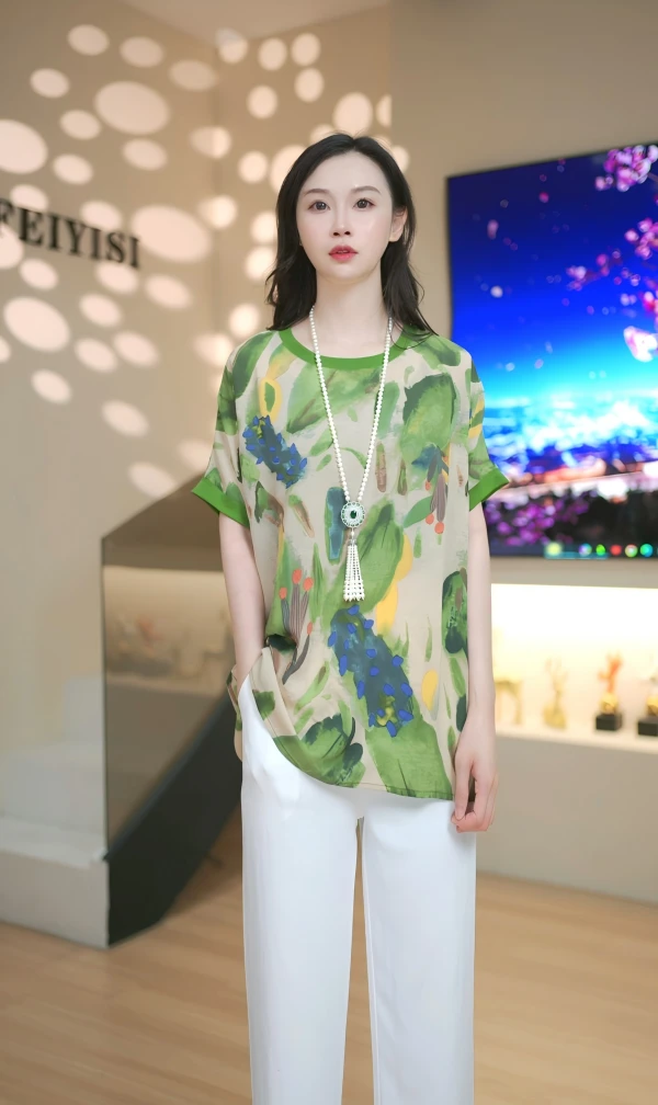 夏款圆领设计感时尚百搭短袖显瘦上衣女洋气印花T恤小衫绿花款