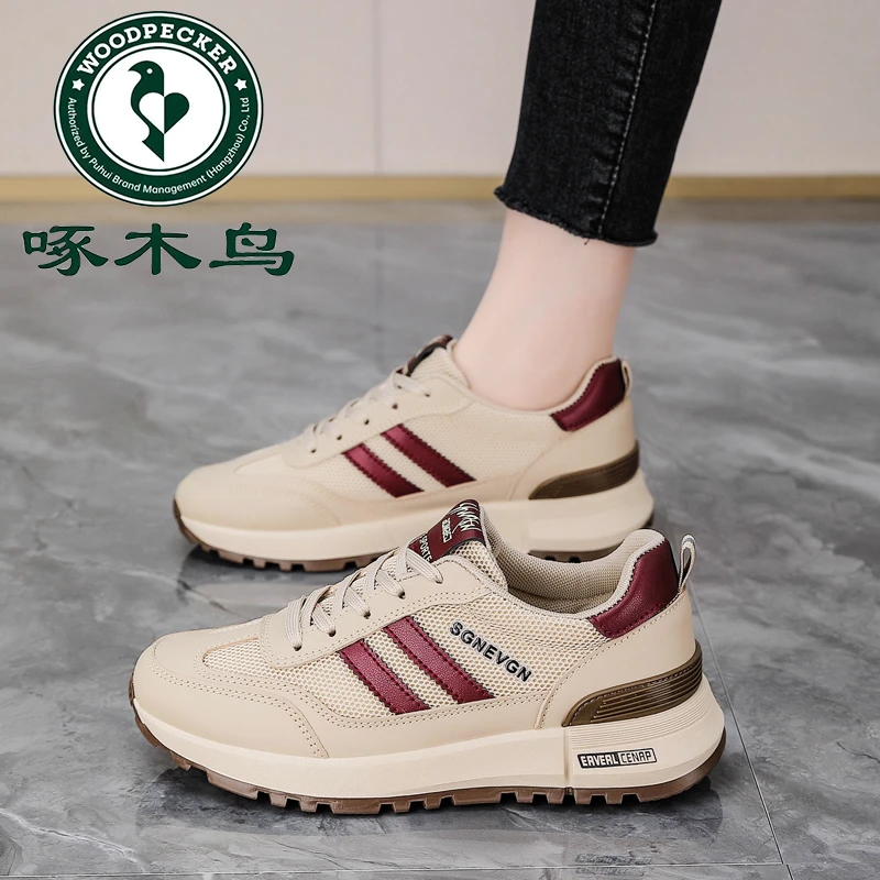 啄木鸟轻便减震运动鞋女款2025新款软底网面阿甘鞋学生潮流跑步鞋