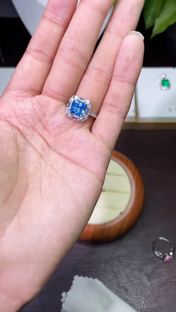 合金合成钻石海蓝戒指