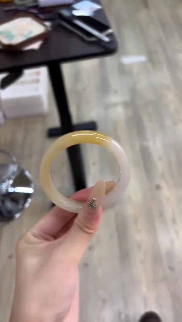 未镶嵌手镯石英质玉91-54HU