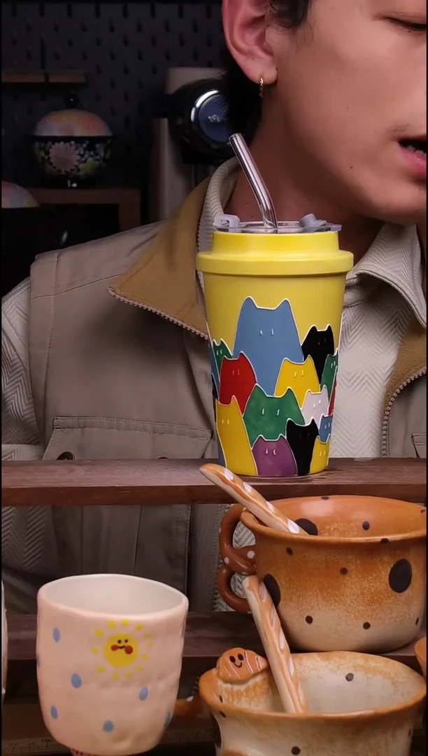 杯子景德镇可爱设计师款陶瓷（带盖带吸管）