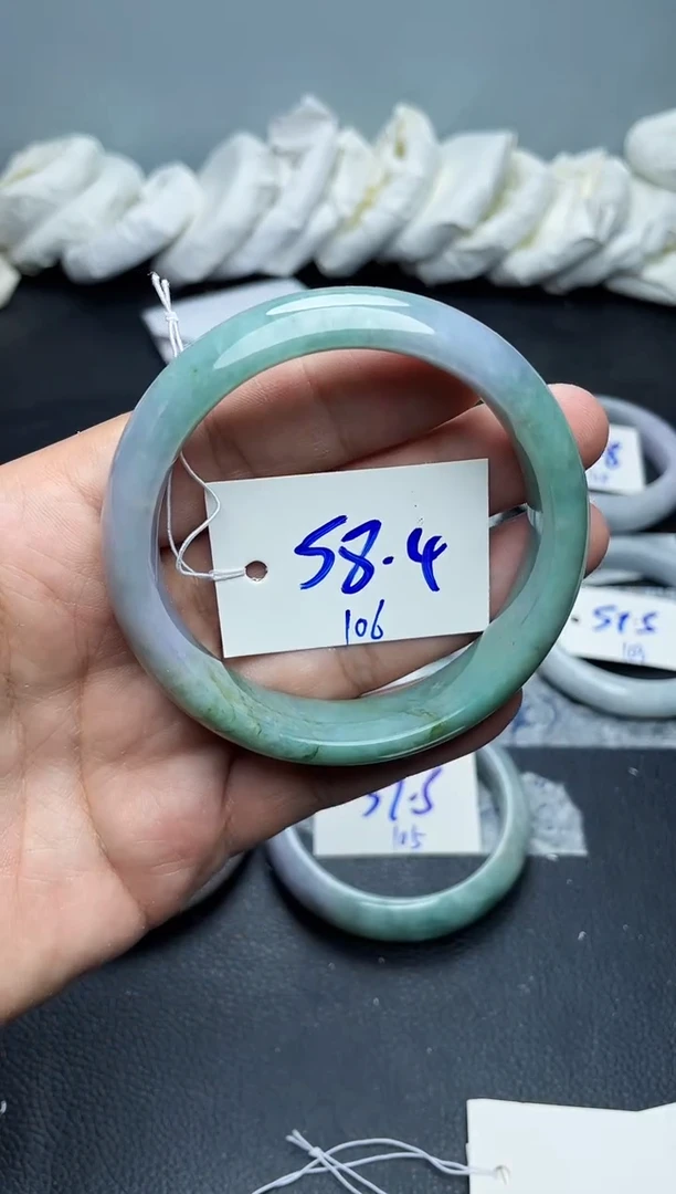 未镶嵌手镯翡翠106