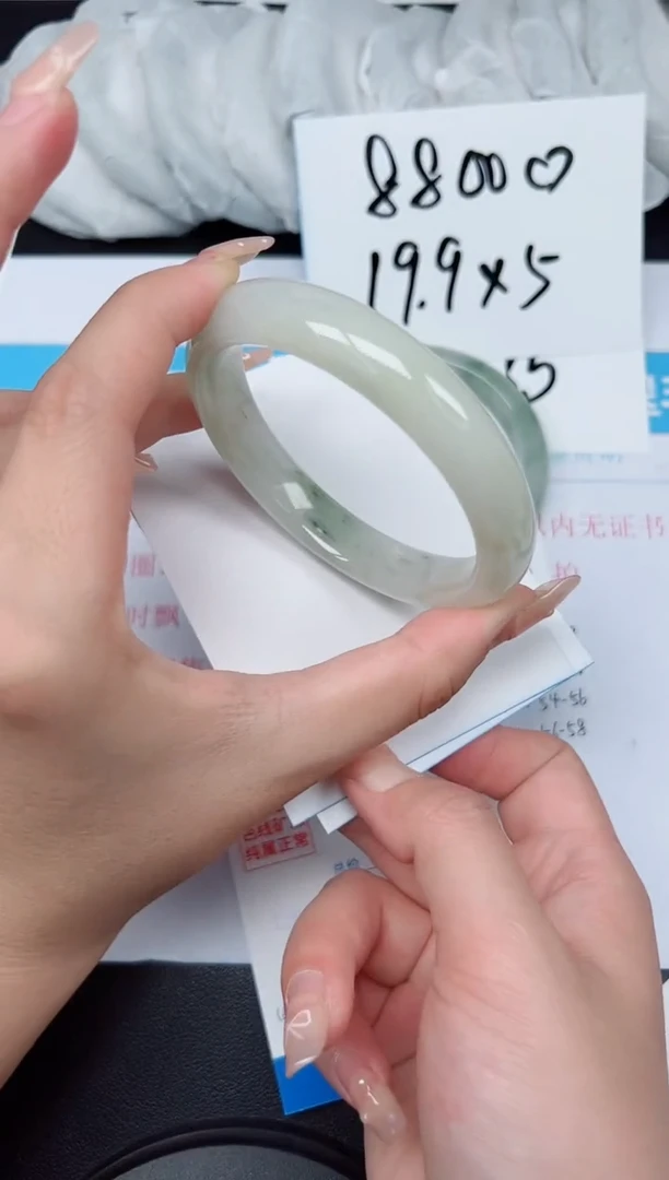 【闪购商品】石英质玉手镯未镶嵌G63-60.7