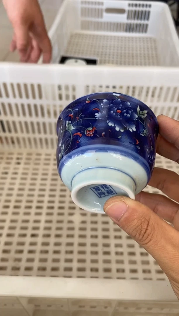 杯无运费险有瑕疵的摄影的产品有使用过的痕迹有点脏介意勿拍