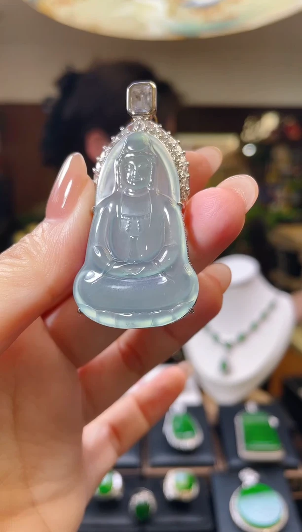 【闪购商品】翡翠吊坠(不含链)未镶嵌翡翠吊坠