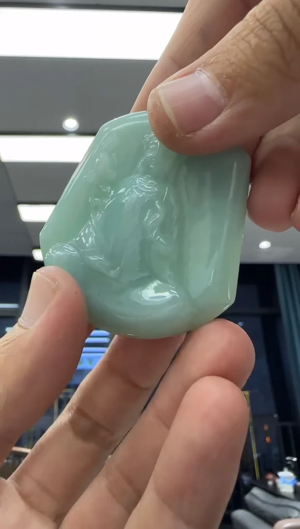 颈饰未镶嵌翡翠天然翡翠A货孤品一件