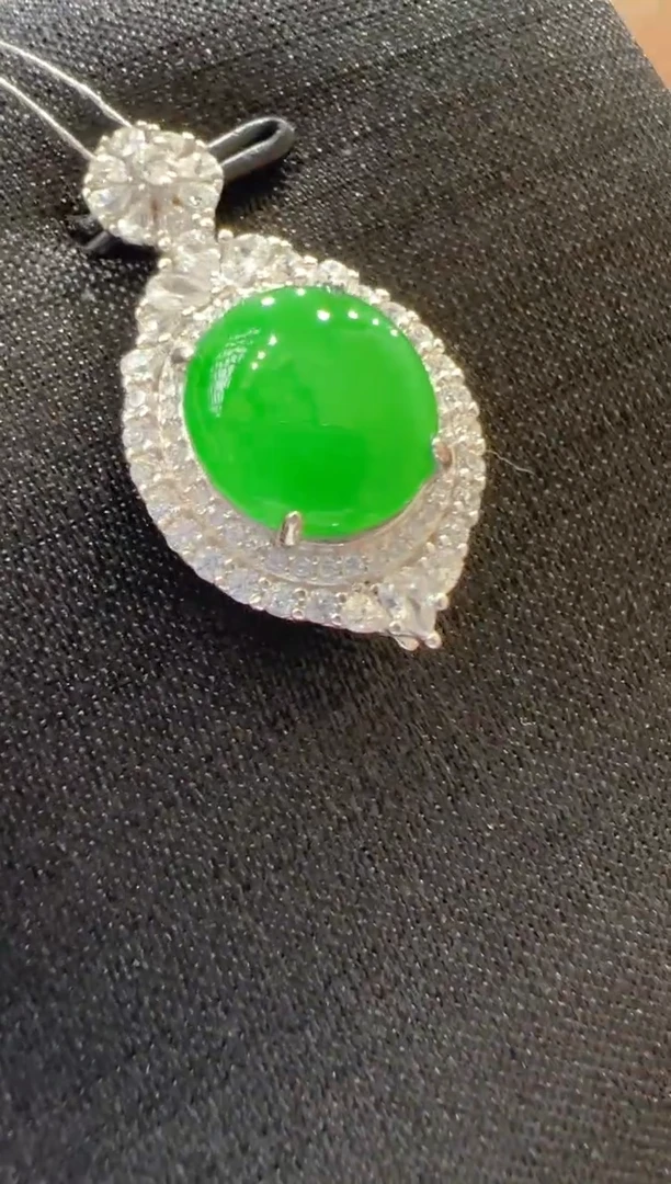 【闪购商品】翡翠吊坠(不含链)银S925镶嵌