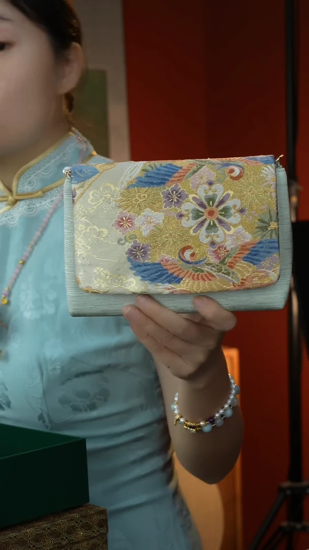 刺绣唐锦福利包包