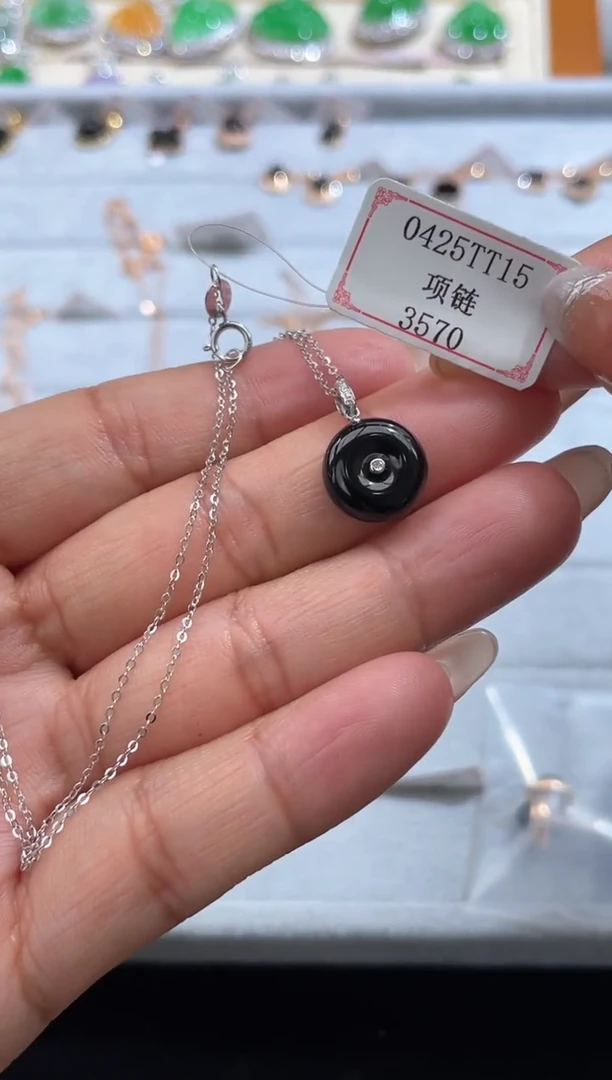 翡翠18K金镶嵌颈饰0425TT15