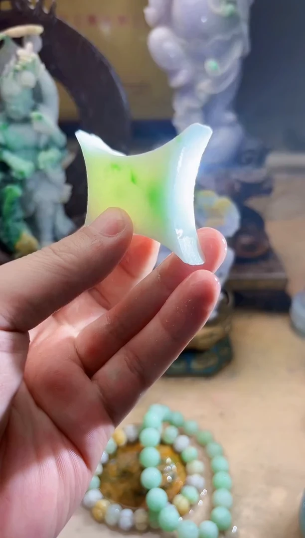 未镶嵌挂件翡翠A货张优9375