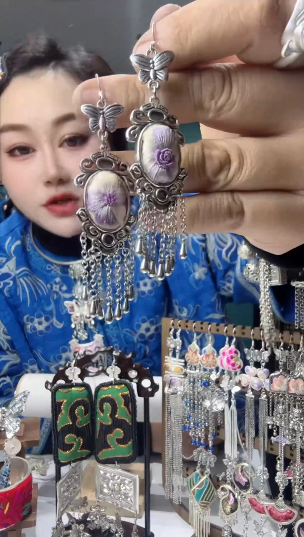 【闪购商品】刺绣纯手工苗绣非遗耳环