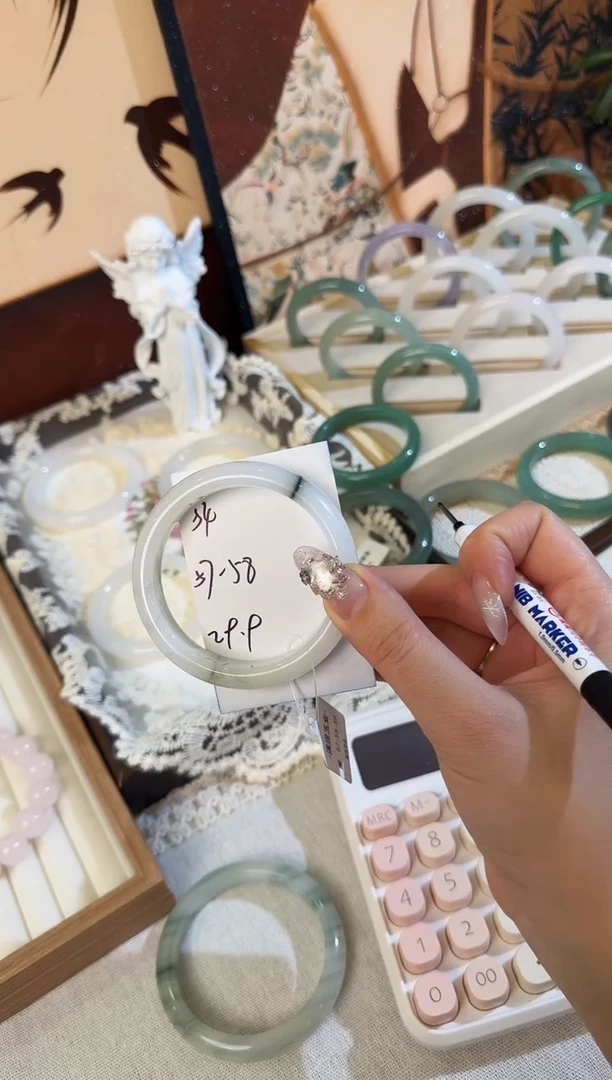 未镶嵌手镯石英质玉54-5758