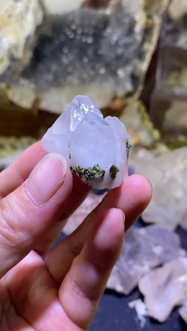 未镶嵌珠宝半成品水晶61号四川美姑超七花园水晶