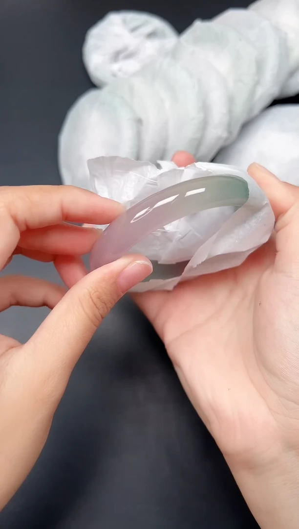 精品手镯，一物一拍Z056