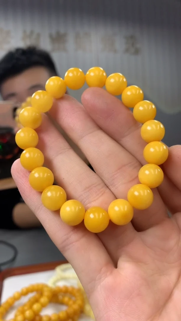 【闪购商品】蜜蜡裸石未镶嵌手串
