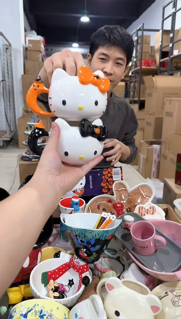 瓷片原盒橙色加黑色kt头杯2件套