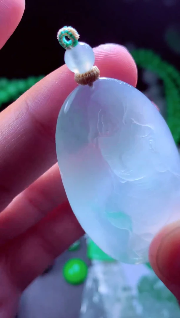 未镶嵌定制翡翠梦*?翡翠毛货定制