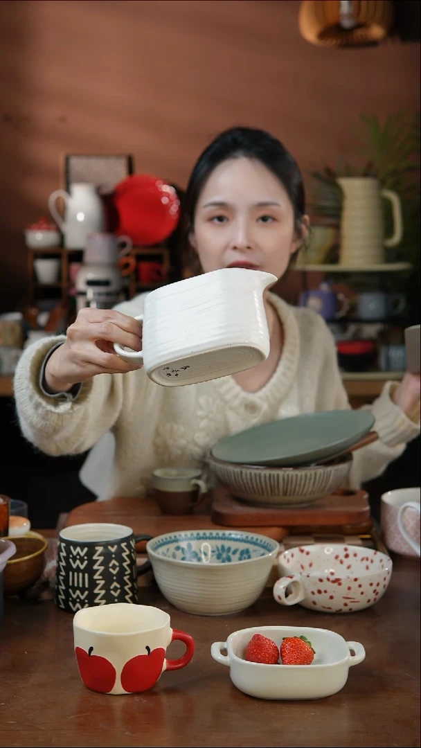 瓷片螺纹麻点引流奶壶 微瑕 凑满20发货
