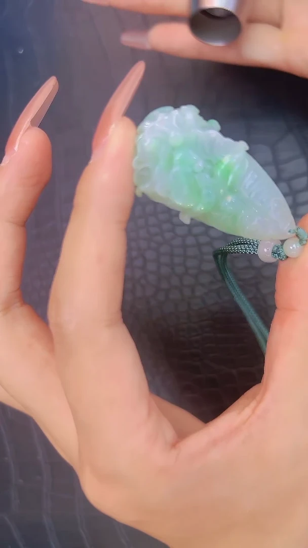 翡翠未镶嵌颈饰翡翠白菜吊坠