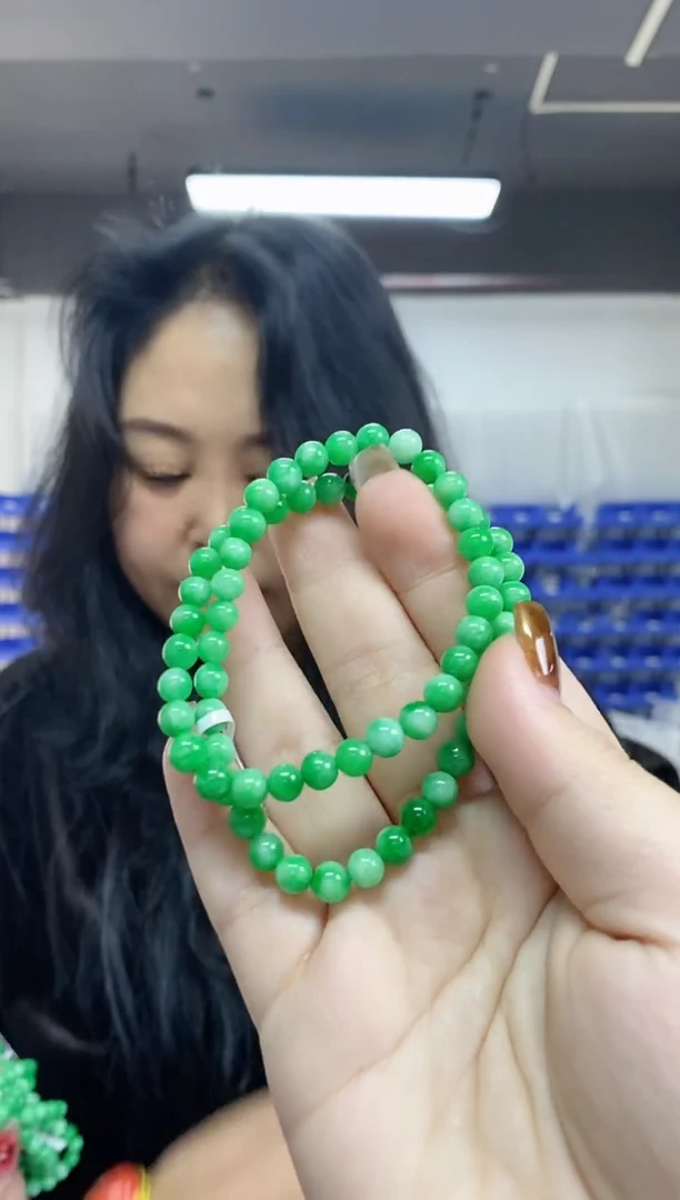 【闪购商品】翡翠手串未镶嵌多样性发其一颜色微差